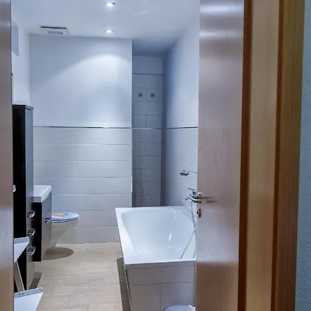 Blue Chili 20 - Zentral In Der Wlan Bis 4 Pers * Maagdenburg