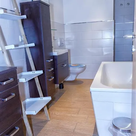 Blue Chili 20 - Zentral In Der Wlan Bis 4 Pers Apartament Magdeburg