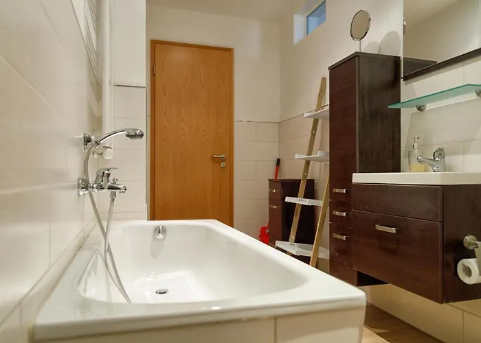 Blue Chili 20 - Zentral In Der Wlan Bis 4 Pers Apartament Magdeburg